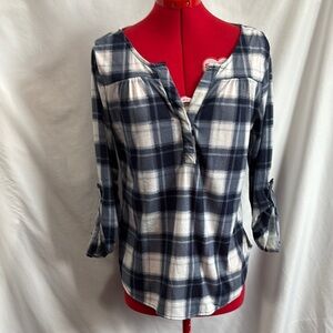 Eden & Olivia Blue and White Relaxed Blouse